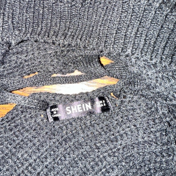 Shein Crop Sweater w Lace up Back - Picture 4 of 5